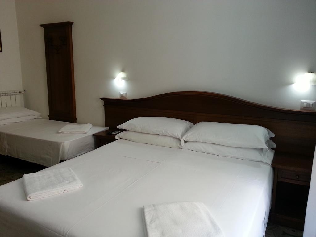 Guesthouse Alex II Róma Kültér fotó