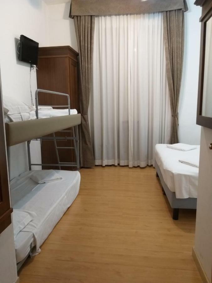 Guesthouse Alex II Róma Kültér fotó